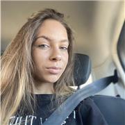 Amable, risueña, niños de 10 años hasta mínimo 17 o asin